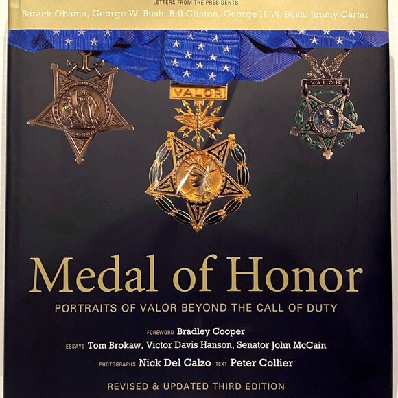 Medal of Honor: Portraits of Valor Beyond the Call of Duty - SIGNED Hard Cover - Picture 1 of 4